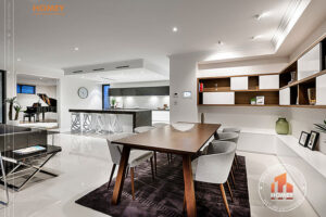 Biệt thự hiện đại 4 tầng - TP. Hồ Chí Minh - phòng bếp - bàn ăn